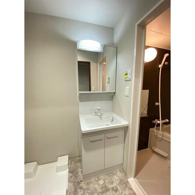 洗面設備　※参考写真