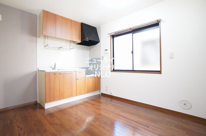 その他　キッチン5.9帖　ダイニングテーブルを置ける広さがあります☆