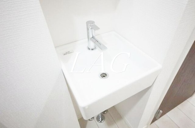 洗面設備　独立洗面台です。