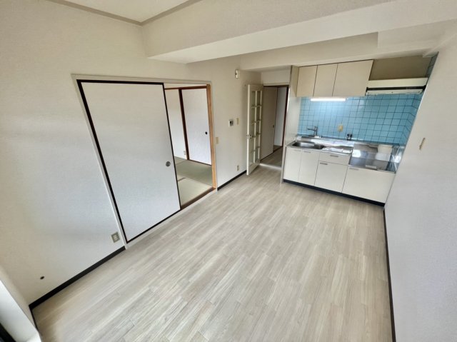 居室・リビング　フローリングのお部屋です