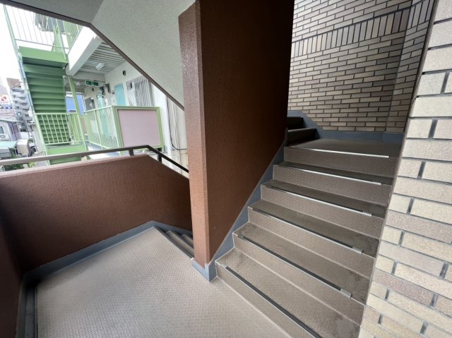 その他共有部分　階段です