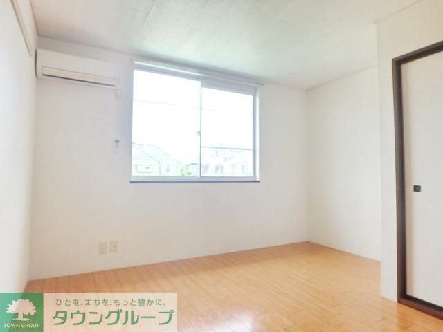 居室・リビング　★明るい居室空間★