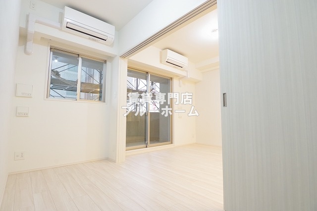 その他部屋・スペース　3.5帖のゆったりとした洋室！