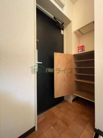 収納　クレッセント三軒茶屋