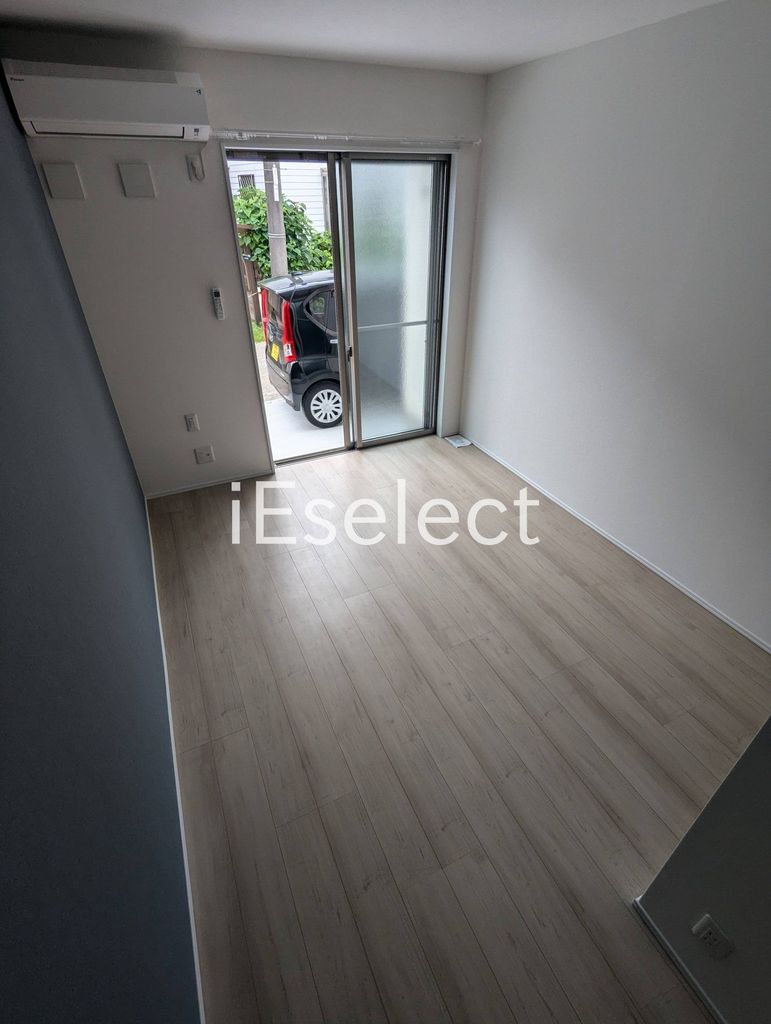 居室・リビング　アクセントクロスがオシャレですね！