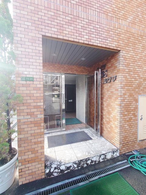 エントランス　エントランス