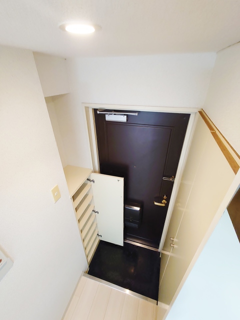 玄関　シューズＢＯＸ付き玄関