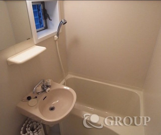 バス・シャワールーム　バス