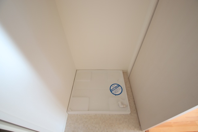 トイレ　※別室の参考写真の為、現況優先です。