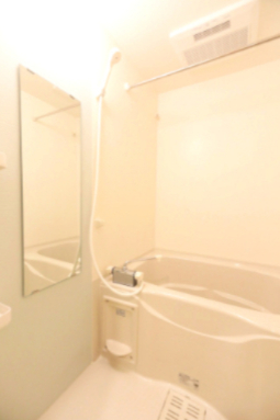 バス・シャワールーム　風呂