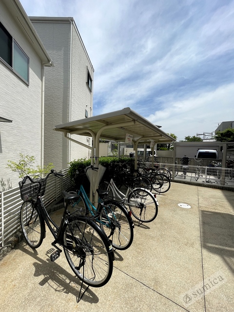 その他共有部分　きれいに清掃された建物で暮らしをエンジョイ。