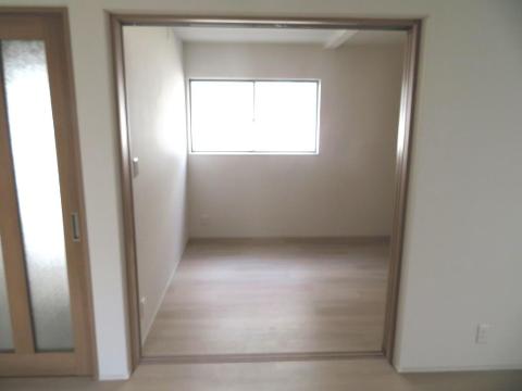 居室・リビング　室内