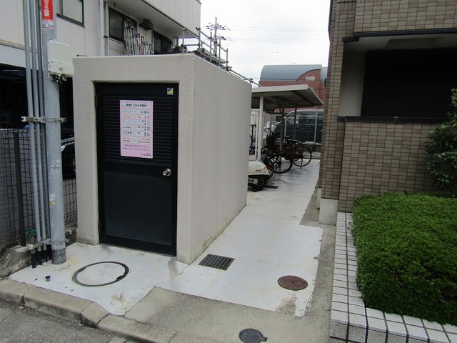 ロビー　駐輪場