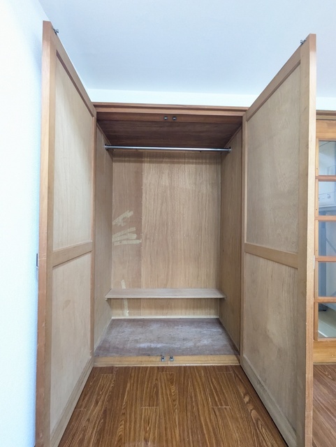 収納　※クリーニング前の写真です