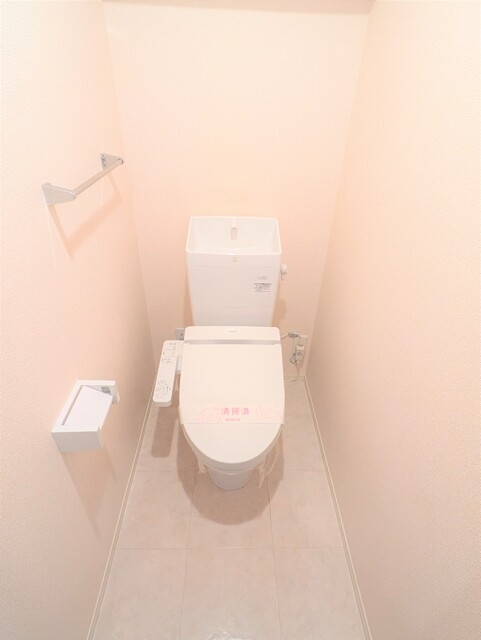 トイレ　☆洗浄機能付暖房便座☆