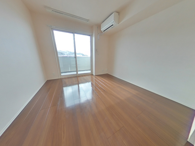 居室・リビング　☆南向きリビングダイニングキッチン☆