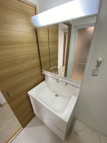 洗面設備　フォーリアライズ京橋　独立洗面台