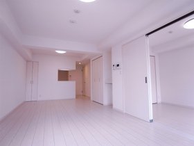 居室・リビング　※反転タイプの写真を使用しています。