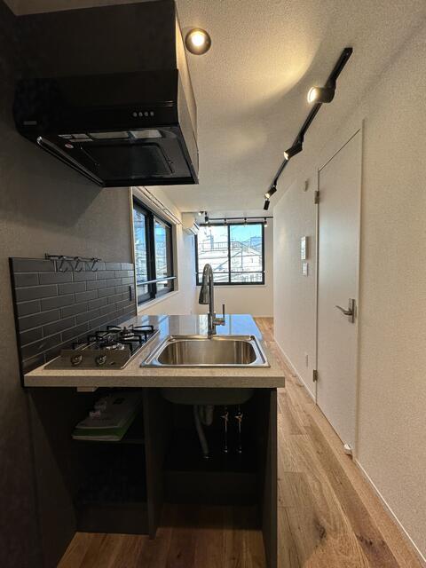 キッチン　二口コンロで使いやすいです