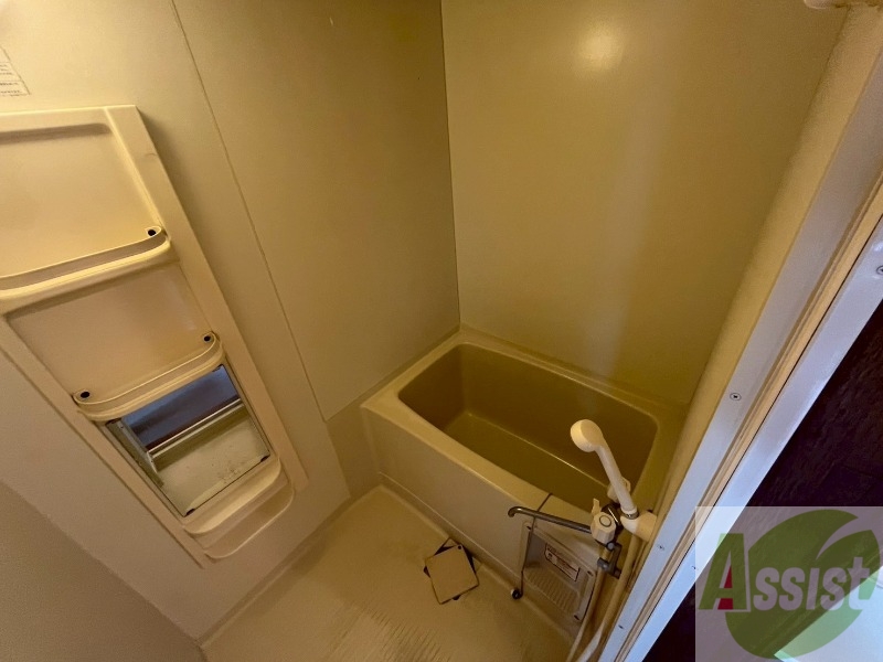 バス・シャワールーム　お風呂になります。一日の疲れを癒してくださいね。