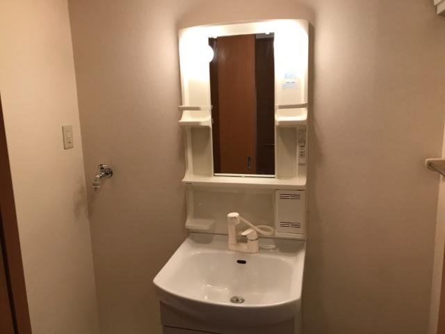 洗面設備　洗髪洗面化粧台