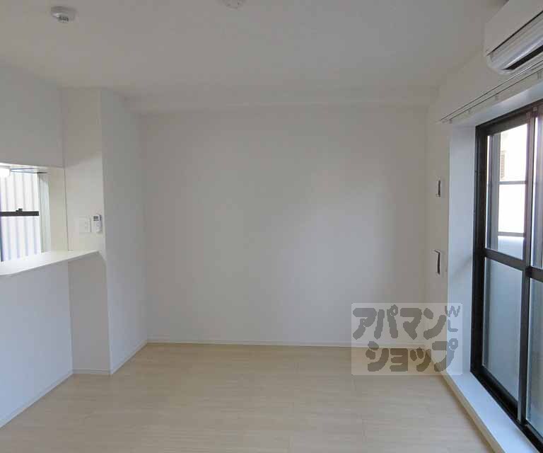 居室・リビング　広くて綺麗なリビングです！