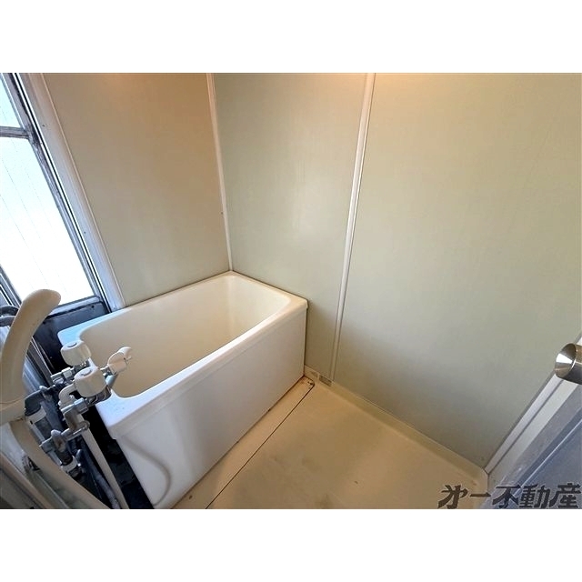 バス・シャワールーム　バスルーム