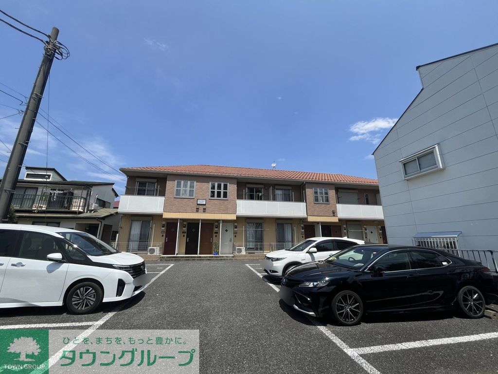 エントランス　駐車場