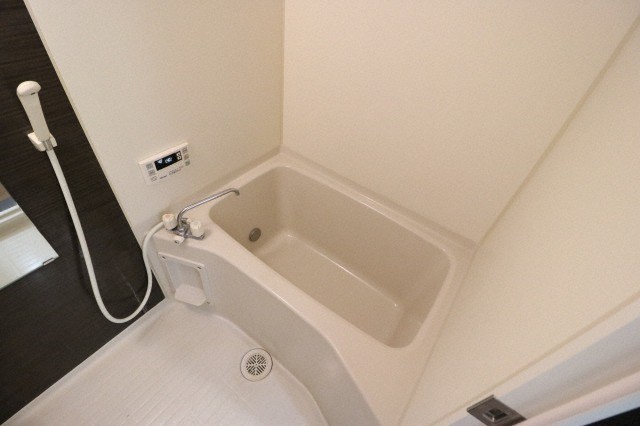 バス・シャワールーム　お風呂です