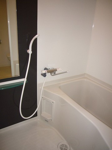 バス・シャワールーム　反転タイプです