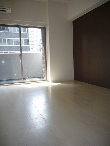 居室・リビング　反転タイプです