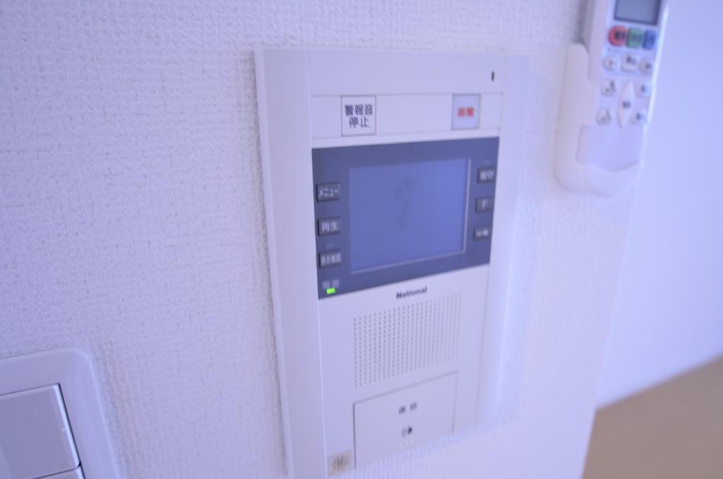 セキュリティ　カメラ付インターホン