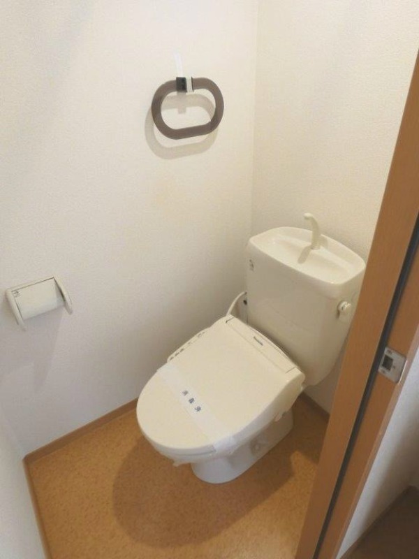 トイレ　図面と現状に相違がある場合には現状を優先