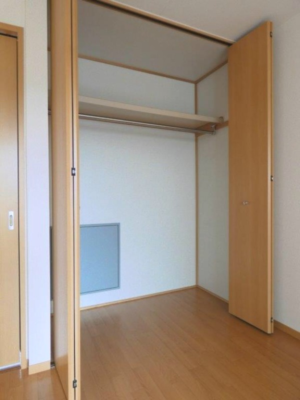 収納　図面と現状に相違がある場合には現状を優先