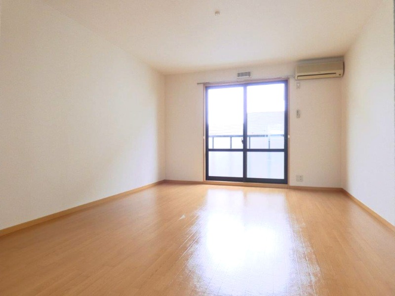 居室・リビング　図面と現状に相違がある場合には現状を優先