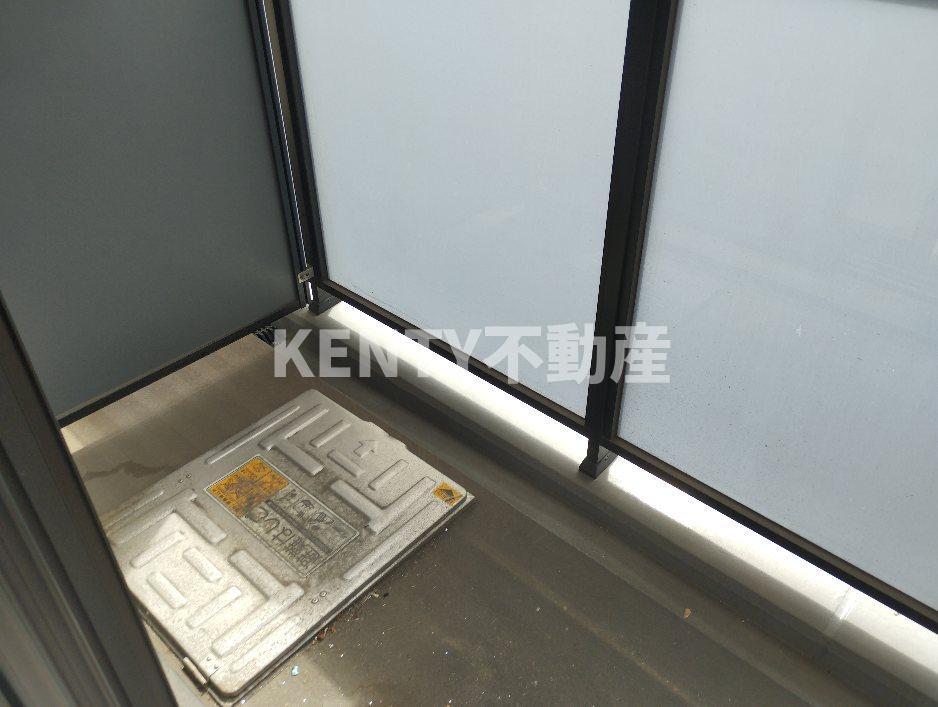 バルコニー　陽当たり良好なバルコニーです