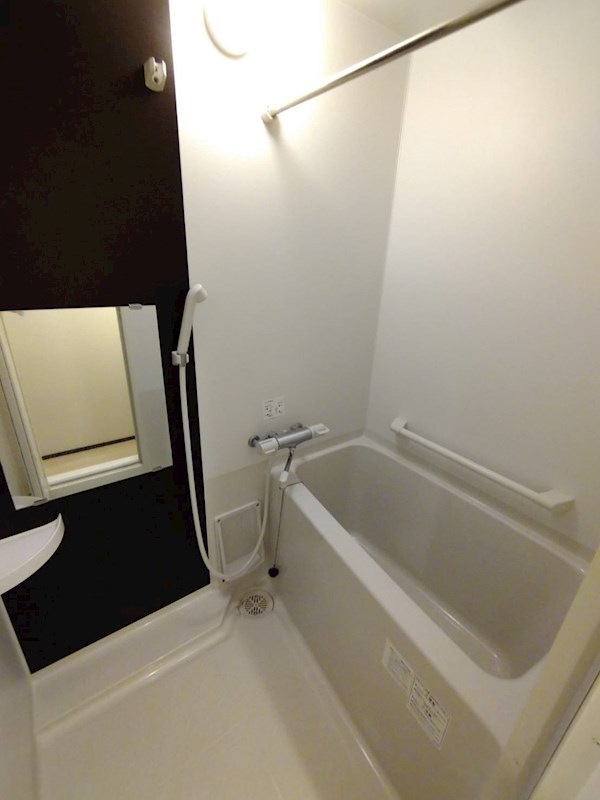 バス・シャワールーム　バスルーム