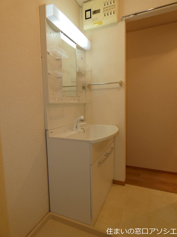 洗面設備　シャンプードレッサー