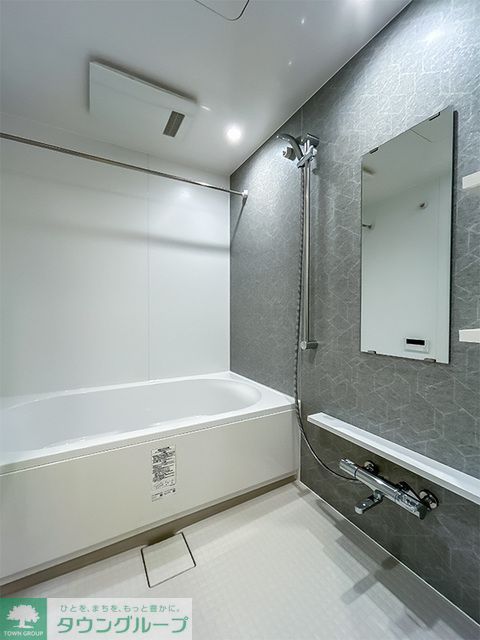 バス・シャワールーム　※写真は同タイプ住戸です。