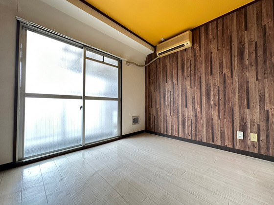 居室・リビング　※別部屋の写真です