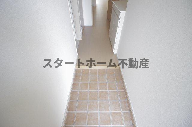 玄関　落ち着いた玄関です