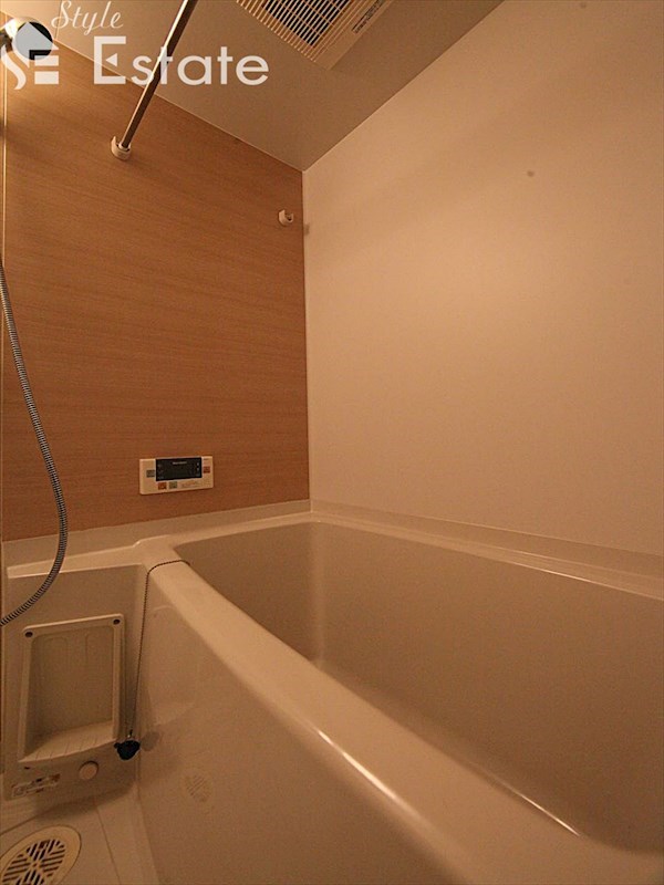 バス・シャワールーム　バスルーム