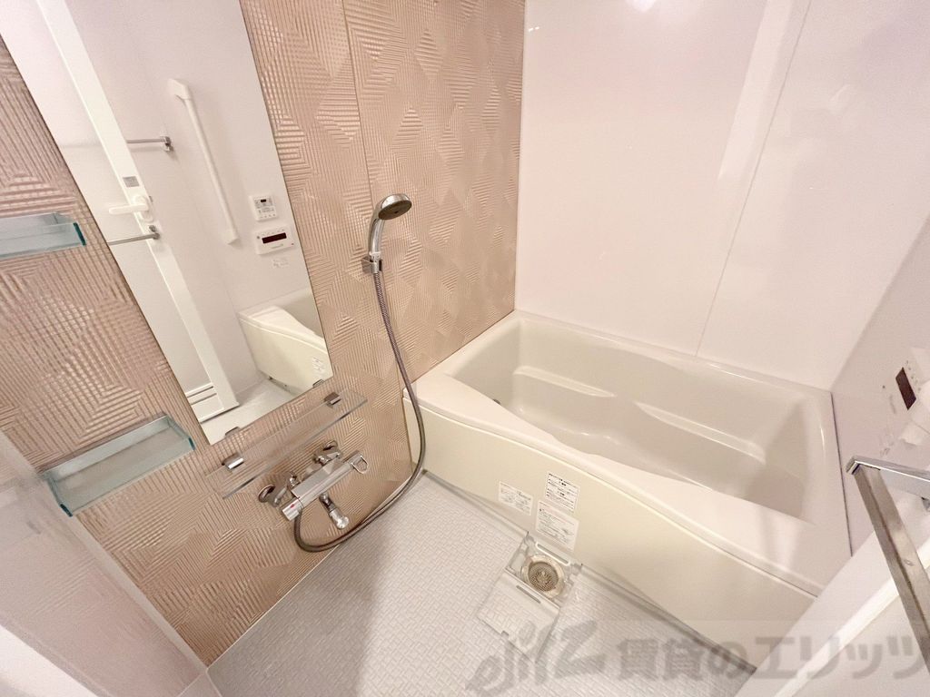 バス・シャワールーム　バス