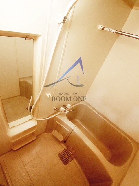 バス・シャワールーム　お風呂です。