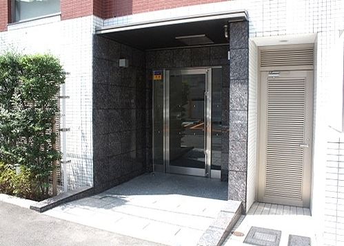 エントランス　プライムアーバン新宿内藤町