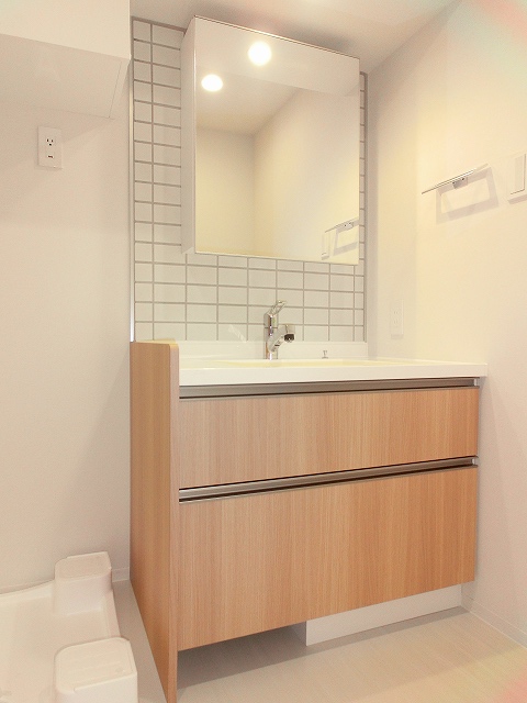 洗面設備　独立洗面室です