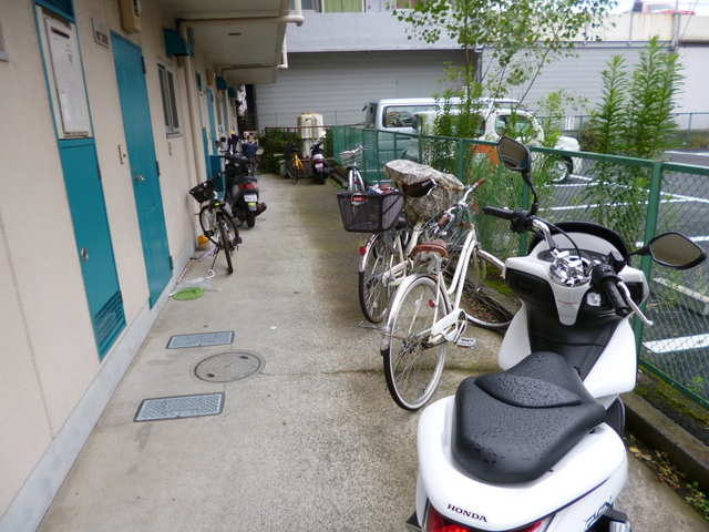 その他共有部分　自転車置けます。