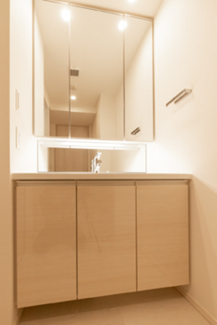 洗面設備　※写真は同タイプ住戸です。
