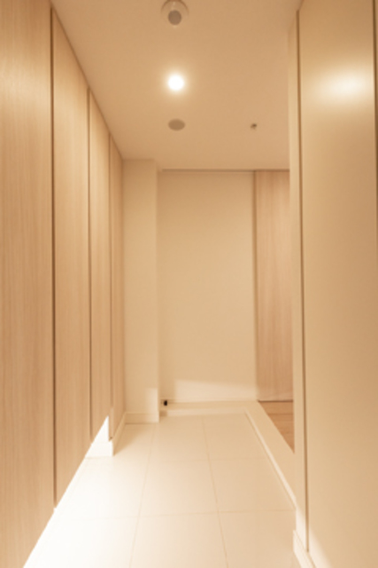 玄関　※写真は同タイプ住戸です。