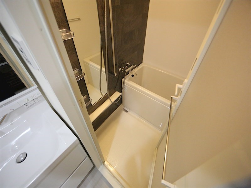 バス・シャワールーム　バスルーム　浴室暖房乾燥機付き